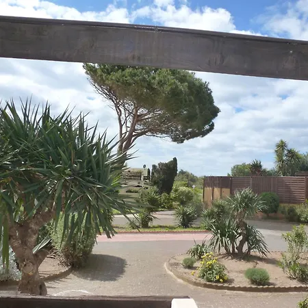 Village Naturiste Purple